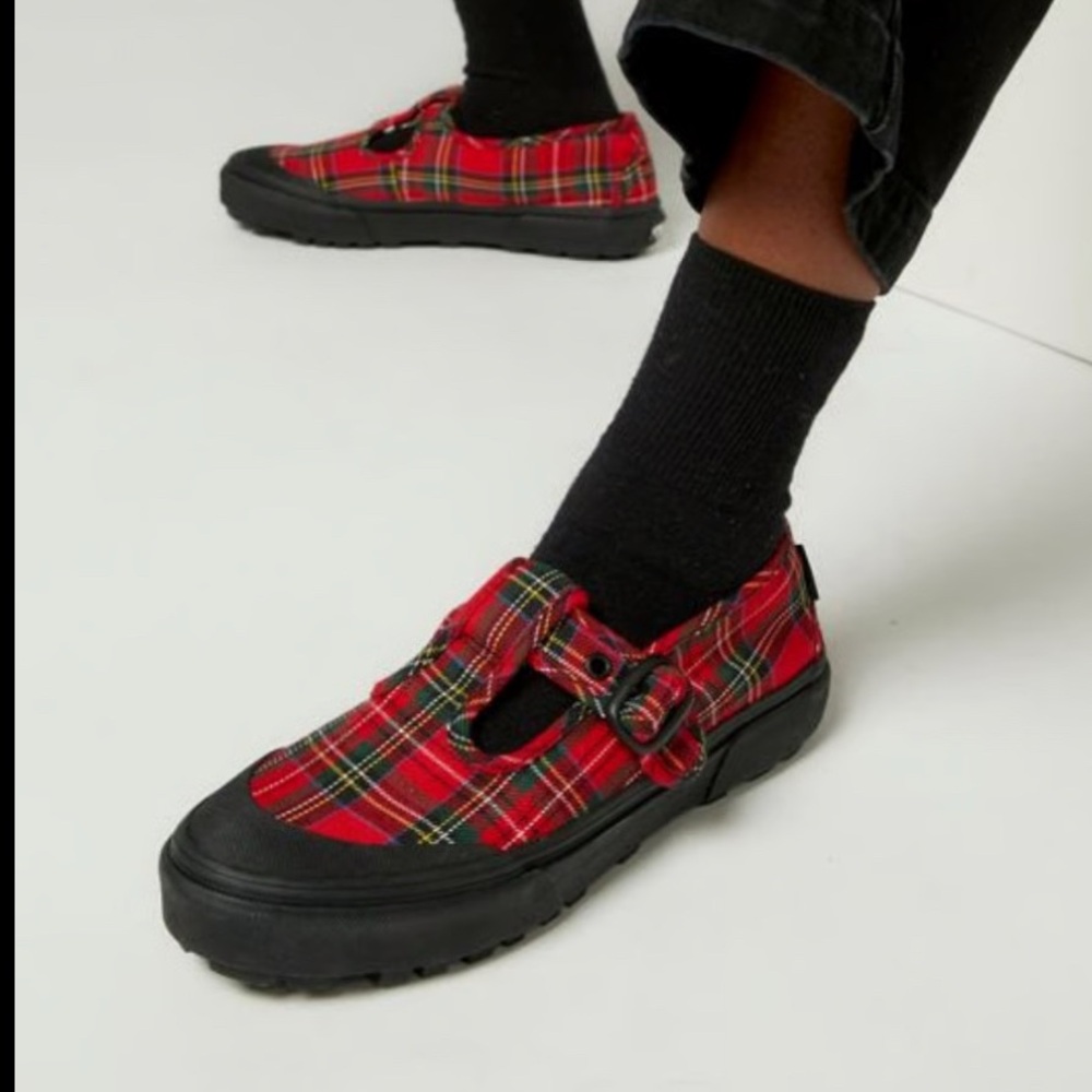 NWOB Style 93 Red Plaid Mary Jane Sneakers lug sole 9.5 - rare tartan punk